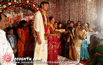 At Kailas Auditorium Ettumanoor wedding pictures